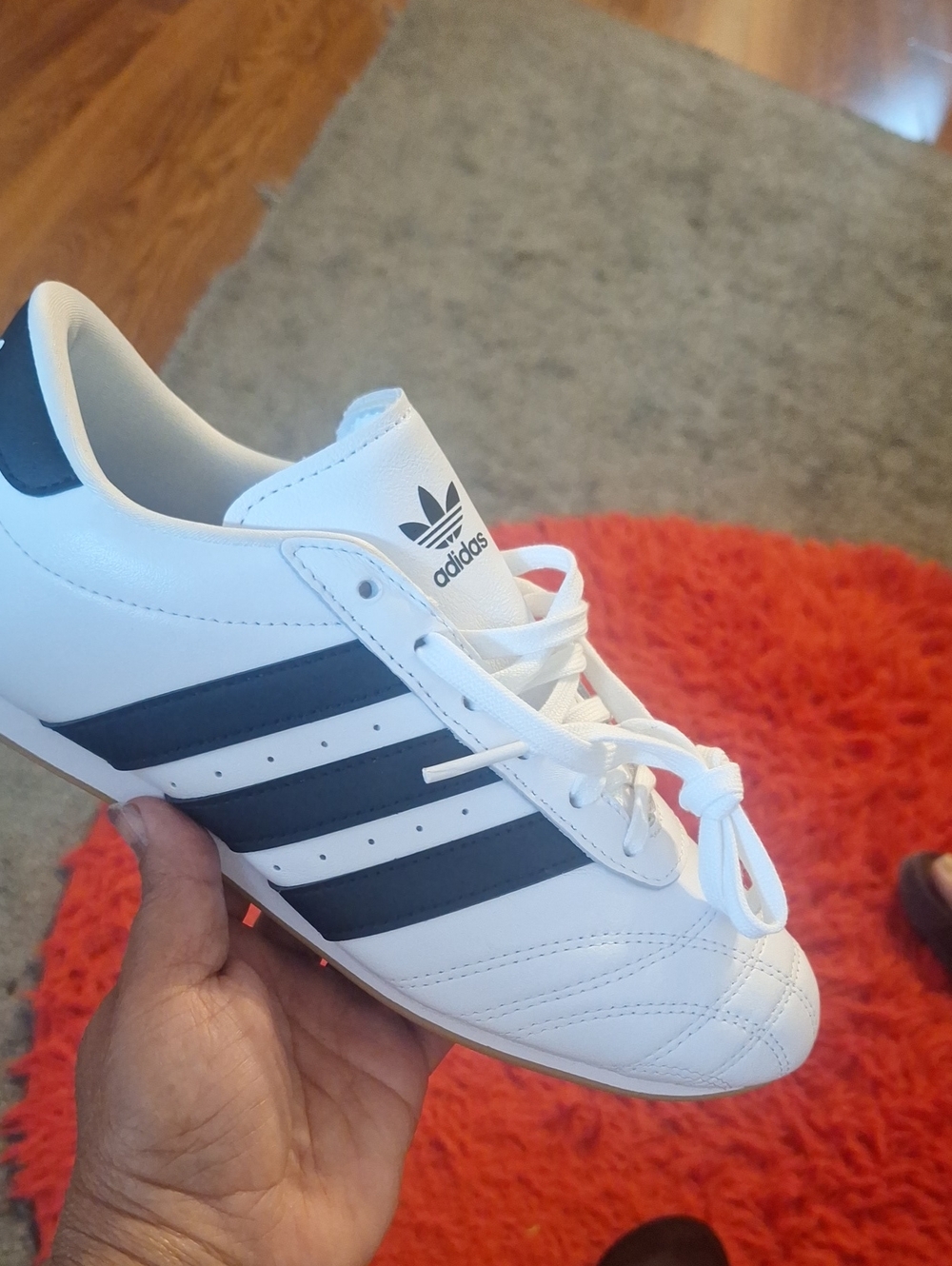 Adidas Men’s Classic White/Black Training Shoes